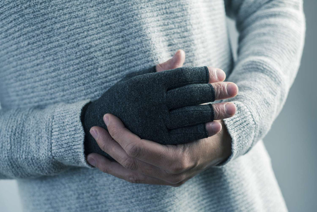 Compression Gloves & Arthritis Gloves: Do They Really Work?